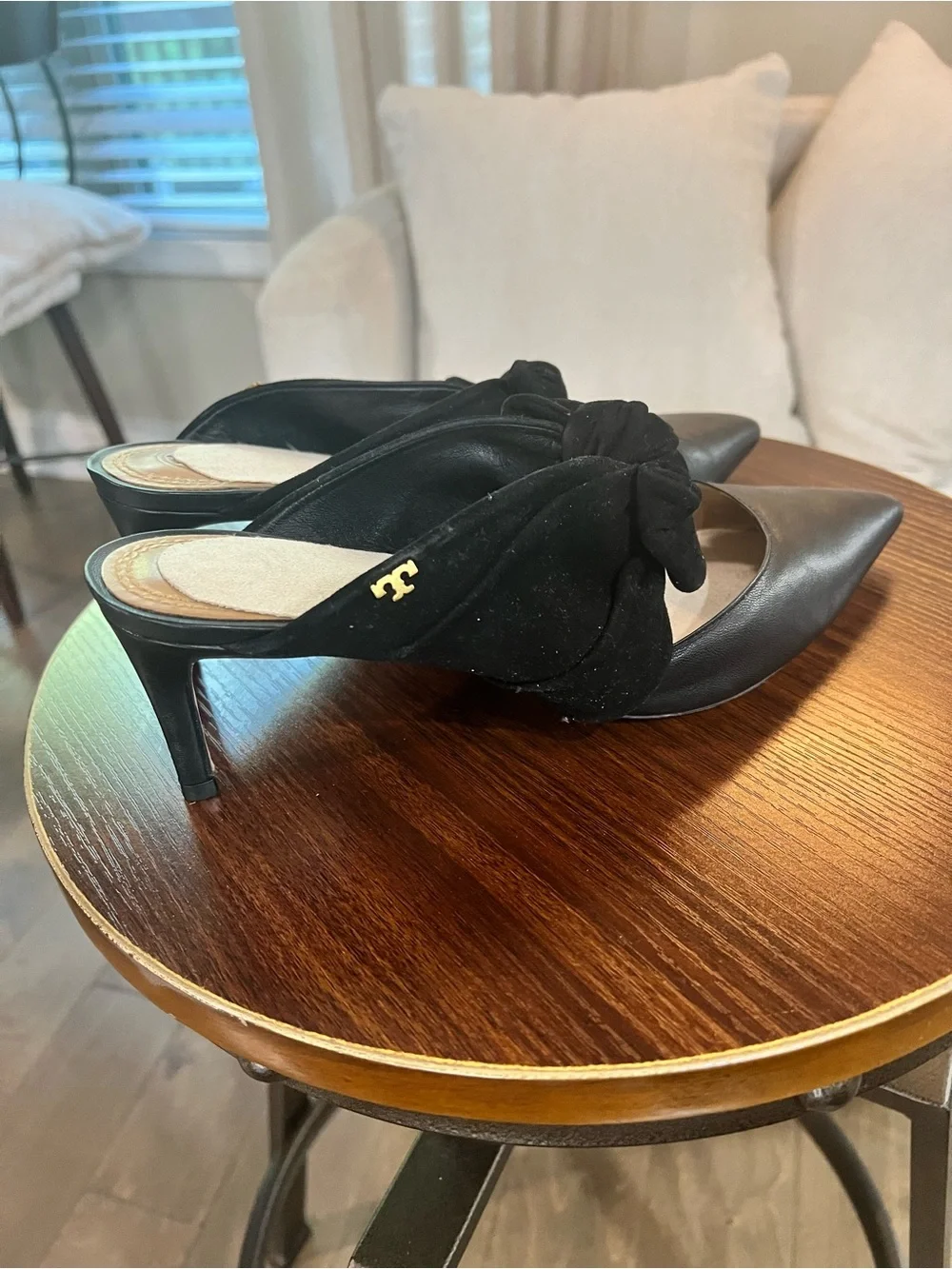 Tory Burch Black Pointed Toe Bow Slingback Heels. Size 9.5